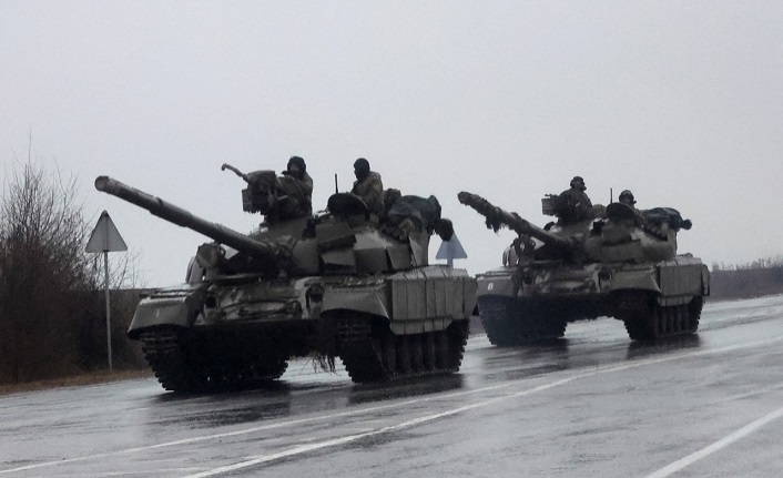 Rus askerleri Ukrayna topraklarında