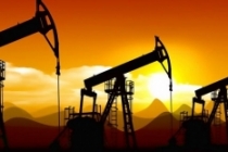 IEA: Petrol talebi gelecek yıl salgın öncesine dönecek