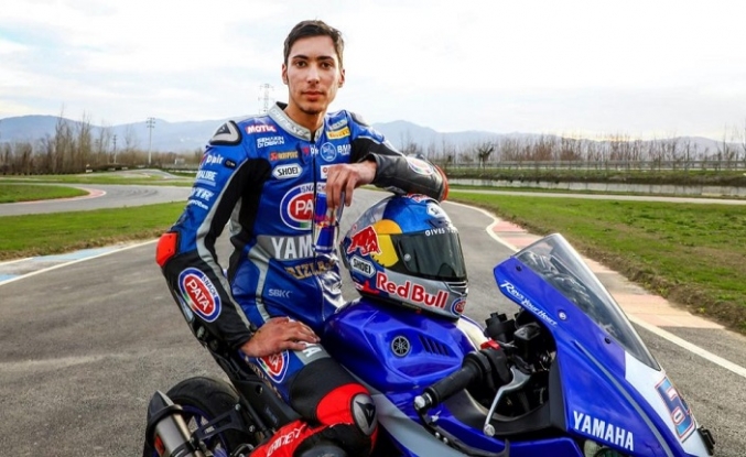 Tarihe geçti: Milli motosikletçi Toprak Razgatlıoğlu dünya şampiyonu oldu