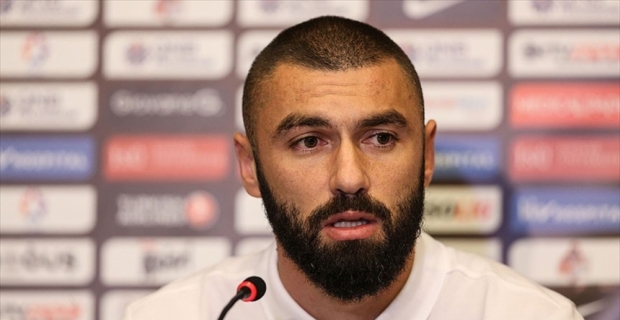 Burak Yılmaz: Çok ciddi transfer teklifleri aldım
