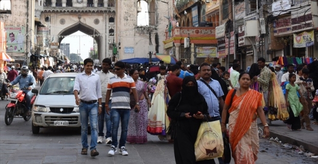 Hindistan'da erkek çocuk tercihi nüfusun dengesini bozdu