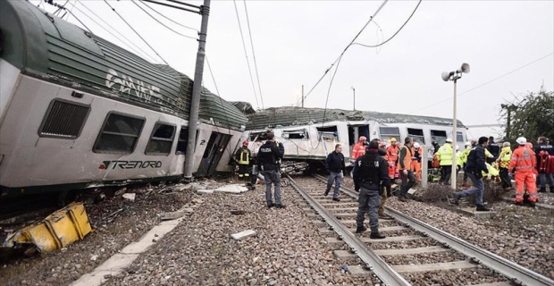 İtalya'da tren kazası