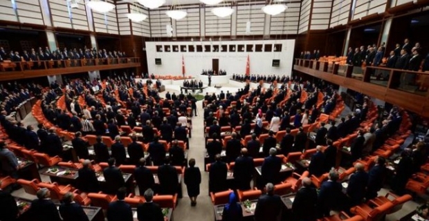 Yeni reform paketi Meclis'e sunuldu