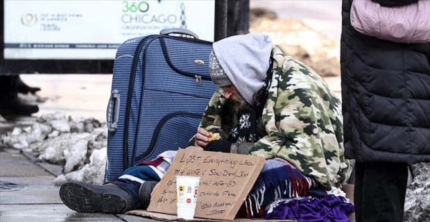 ABD'de evsizler zorlu kış şartlarıyla mücadele ediyor