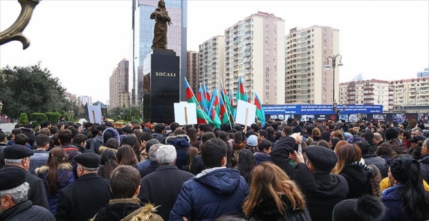 Hocalı Katliamı'nın kurbanları anılıyor