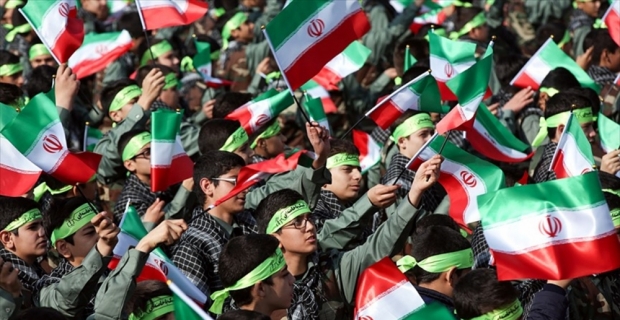 'İran'da artık mızrak çuvala sığmıyor'