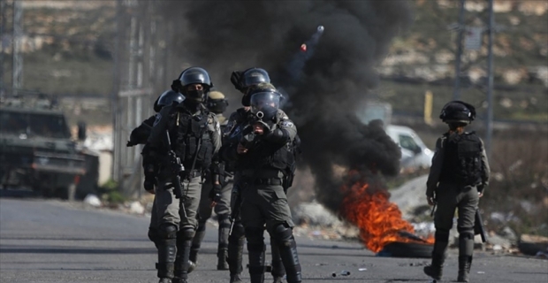 İsrail askerleri Batı Şeria'daki gösterilere müdahale etti