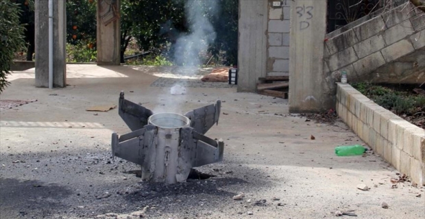 İsrail'e ait roket kalıntıları Lübnan'a düştü