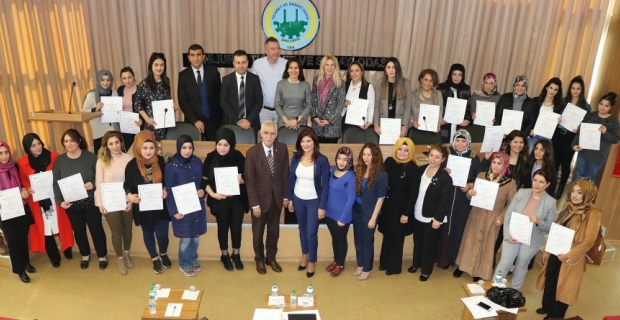 “Kadın Girişimci Yönetici Okulu“ Şanlıurfa'da mezunlarını verdi