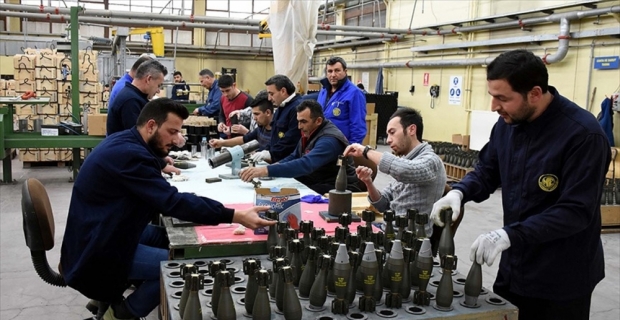 Zeytin Dalı Harekatı'na işçilerden fazla mesaili destek