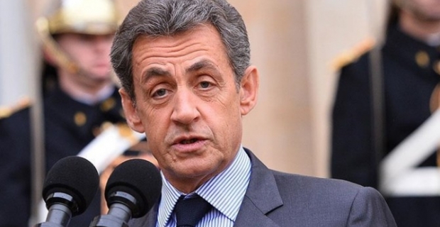 Eski Fransa Cumhurbaşkanı Sarkozy gözaltına alındı