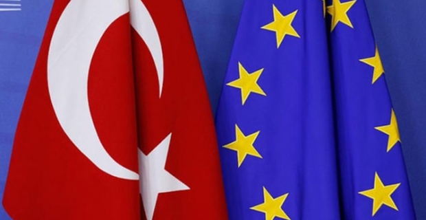 AB İlerleme Raporu'nda Türkiye'ye sert eleştiriler