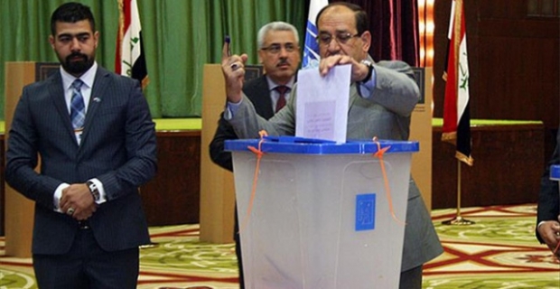 Irak'ta oy verme işlemi başladı