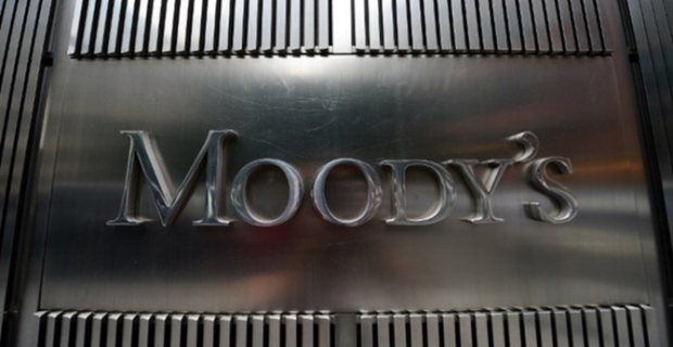 Moody's 17 Türk bankasının notunu düşürdü