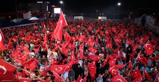 İstanbul 15 Temmuz'a hazırlanıyor: Toplu taşıma bir gün ücretsiz