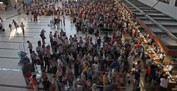 Türkiye, 8 ayda 27 milyon turist ağırladı