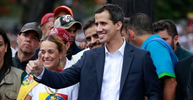 'ABD, Venezuela'nın petrol gelirlerinin Guaido'ya gitmesi için çalışıyor' iddiası