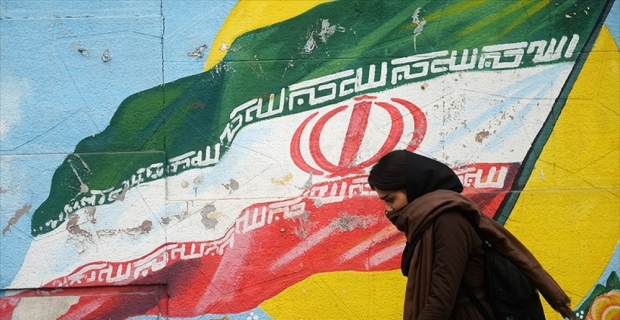 İran devrimin 40'ıncı yılına yaptırımların gölgesinde giriyor