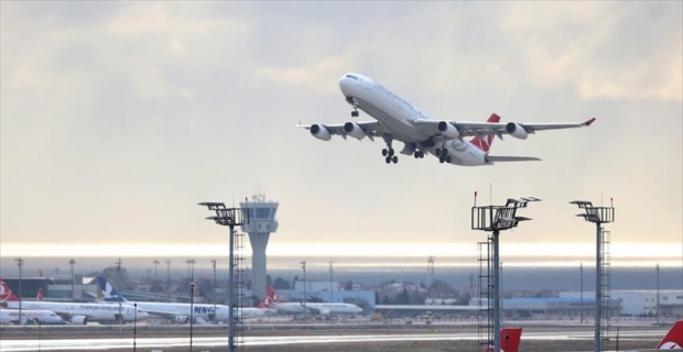 İstanbul havalimanlarından 1 ayda yaklaşık 56 bin sefer yapıldı