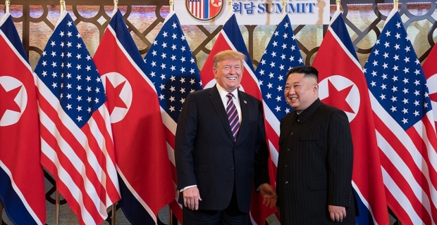 Trump-Kim zirvesinin 2. günü başladı