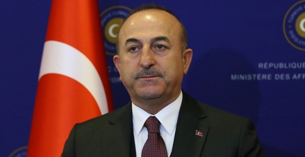 Dışişleri Bakanı Çavuşoğlu: Rusya ile vizeleri tamamen kaldırmak için çaba sarf ediyoruz