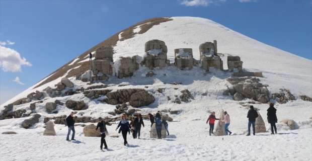 'Dünya mirası' Nemrut sezonu açtı