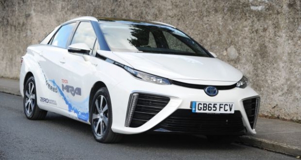 Paris taksileri, hidrojen yakıtlı Toyota Mirai oluyor