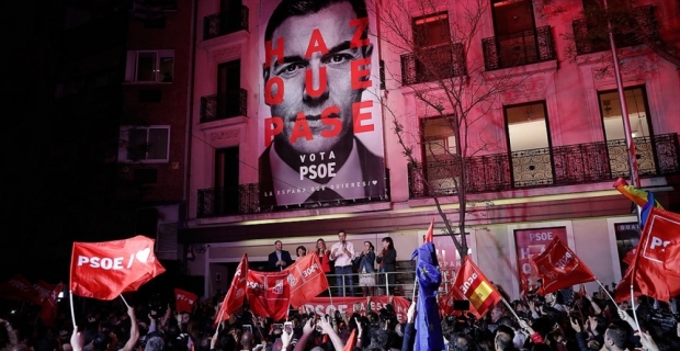 İspanya'da sosyalistlerin ilk tercihi azınlık hükümeti