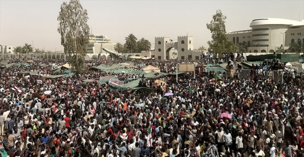 Sudan İstihbarat Başkanı Salah Kuş istifa etti