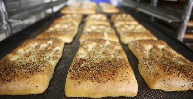 İstanbul'da Halk Ekmek pidesi 1 liradan satılacak