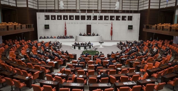 Köprü geçişlerine ilişkin torba teklif yasalaştı