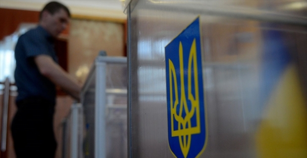 Ukrayna erken seçime gidiyor