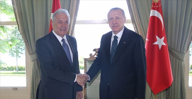 Cumhurbaşkanı Erdoğan AB Komiseri Avramopoulos'u kabul etti