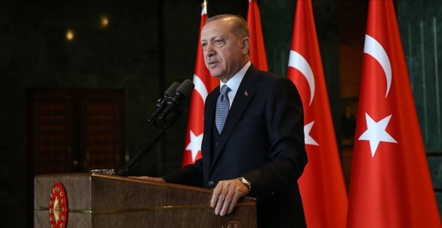 Cumhurbaşkanı Erdoğan: Kimsenin milletin alicenaplığına leke sürme hakkı yok
