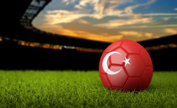 Türk futbolu için İngiltere modeli mi, İspanya modeli mi?