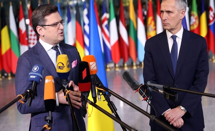 Ukrayna'dan NATO'ya 'Bize silah verin, savaş Ukrayna'da kalsın' çağrısı