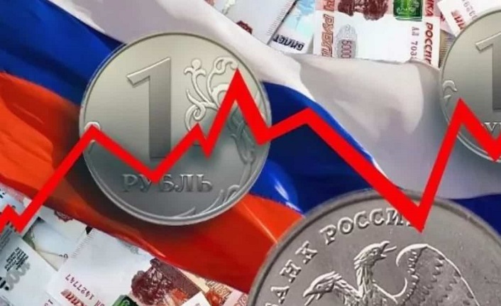 Rus ekonomisi nisanda yüzde 3 küçüldü