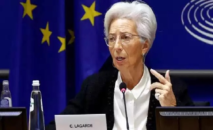 ECB Başkanı Lagarde'dan 'faiz' mesajı