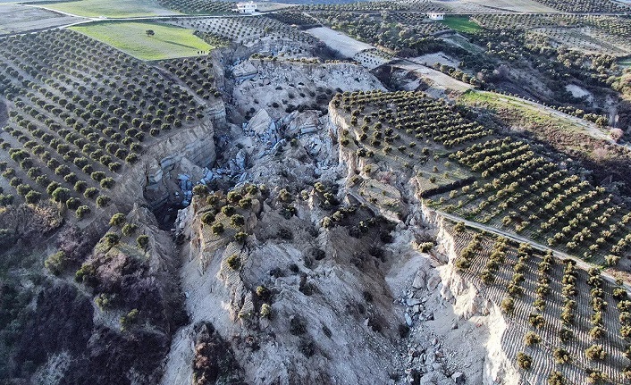 Deprem felaketi tarımı vurdu: Zarar 24 milyar liranın üzerinde