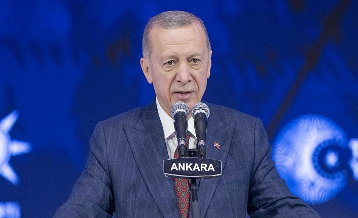 Cumhurbaşkanı Erdoğan yeniden AK Parti Genel Başkanı