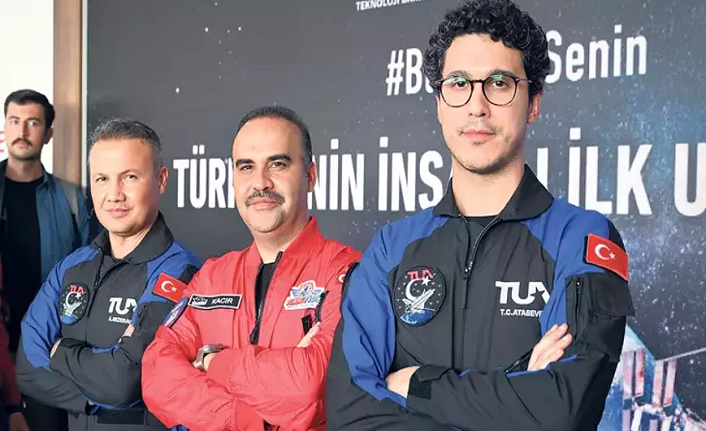 İlk Türk uzay yolcusunun gidiş tarihi belli oldu