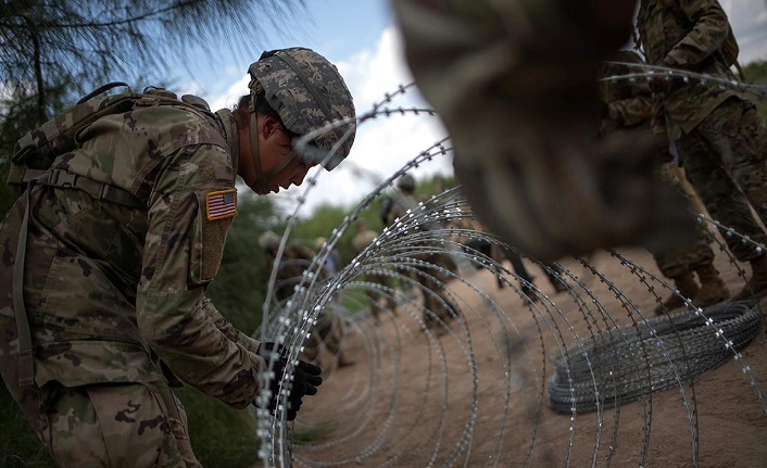 ABD'de Biden yönetimi ile Teksas Valisi arasındaki "sınır güvenliği" tartışması büyüyor