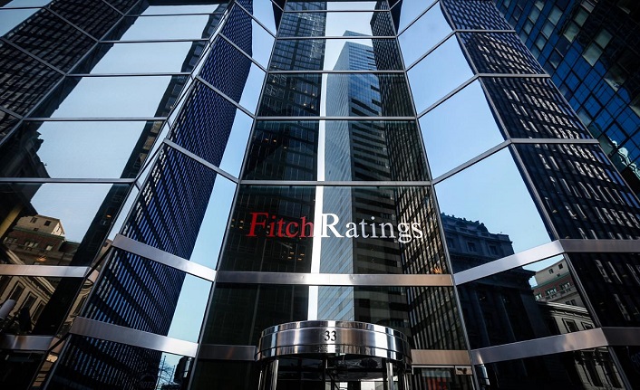 Fitch, Türkiye'nin kredi notunu yükseltti