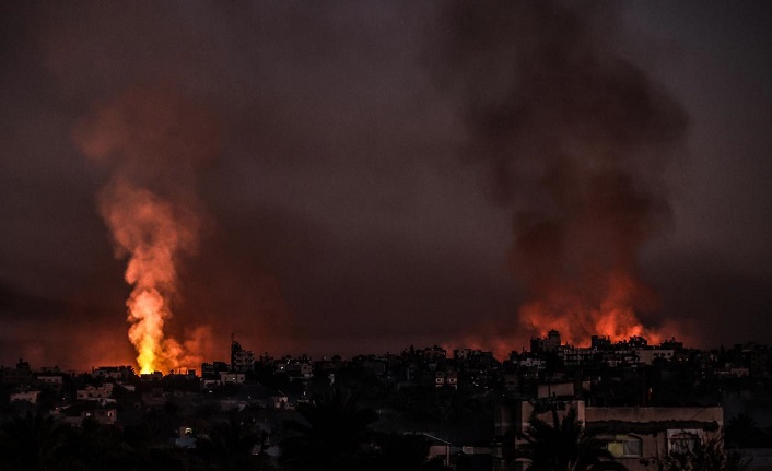 İsrail, Gazze'de insani yardımlara eşlik eden yerel ekipleri hedef aldı