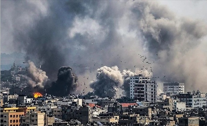 İsrail Gazze'ye 6 dakika içinde 50 saldırı düzenledi