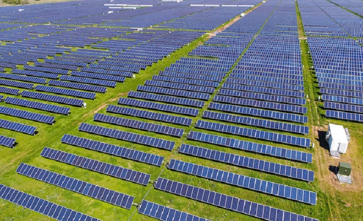 Güneş enerjisi kurulu gücünde rekor artış