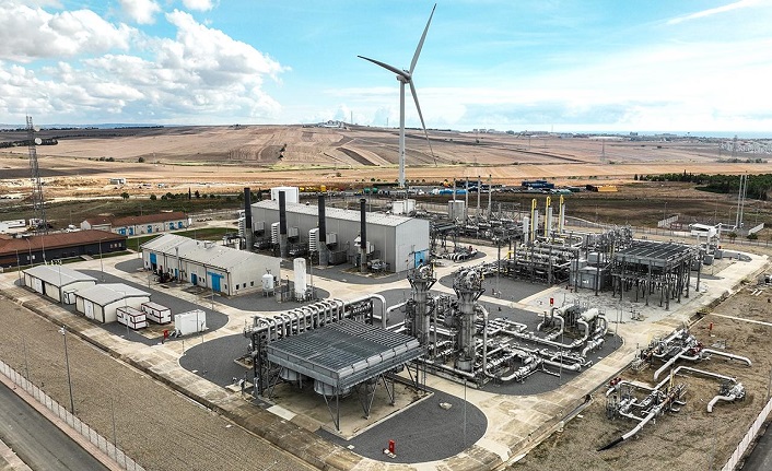 Silivri ve Tuz Gölü'ndeki doğal gaz depolama tesisleri enerjisini yenilenebilir kaynaklardan alıyor