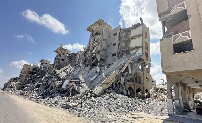 Katil İsrail'in Gazze'ye son 10 günde düzenlediği saldırılarda 296 Filistinli hayatını kaybetti