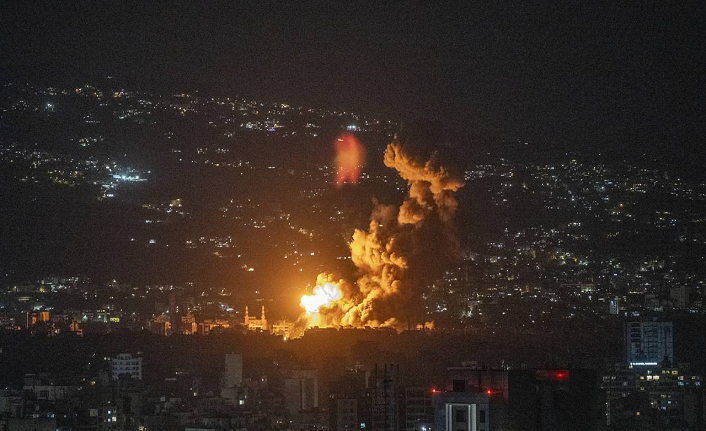 İsrail ordusu, Lübnan'a son 48 saatte 300 hava saldırısı düzenledi
