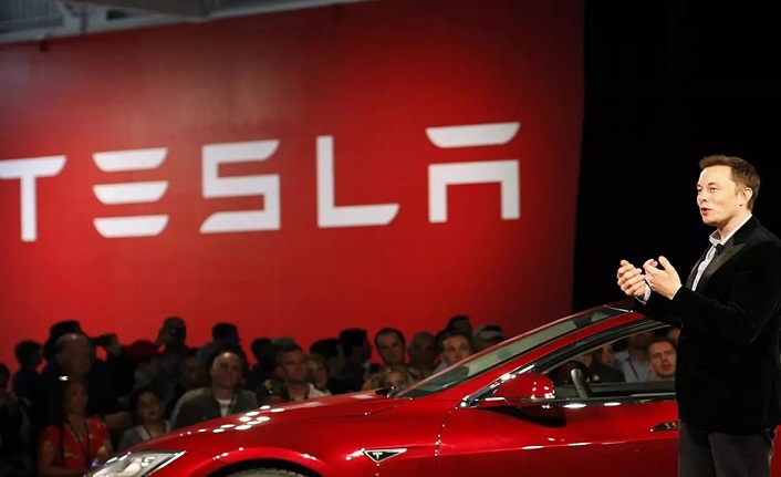 Tesla'nın piyasa değeri 1 trilyon doların altına geriledi